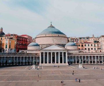 Italia_Campania_Napoli_piazza_plebiscito_1