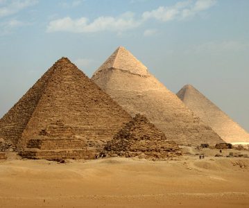 egitto-giza-l-irresistibile-fascino-delle-piramidi